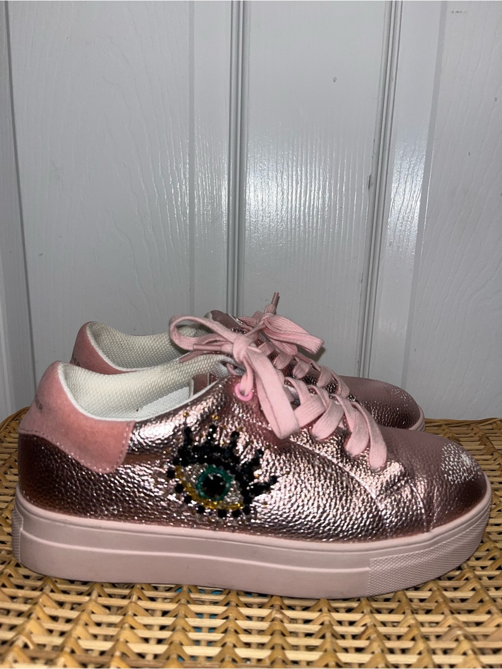 KURT GEIGER LONDON Mini Laney Eye metallic pink sneakers